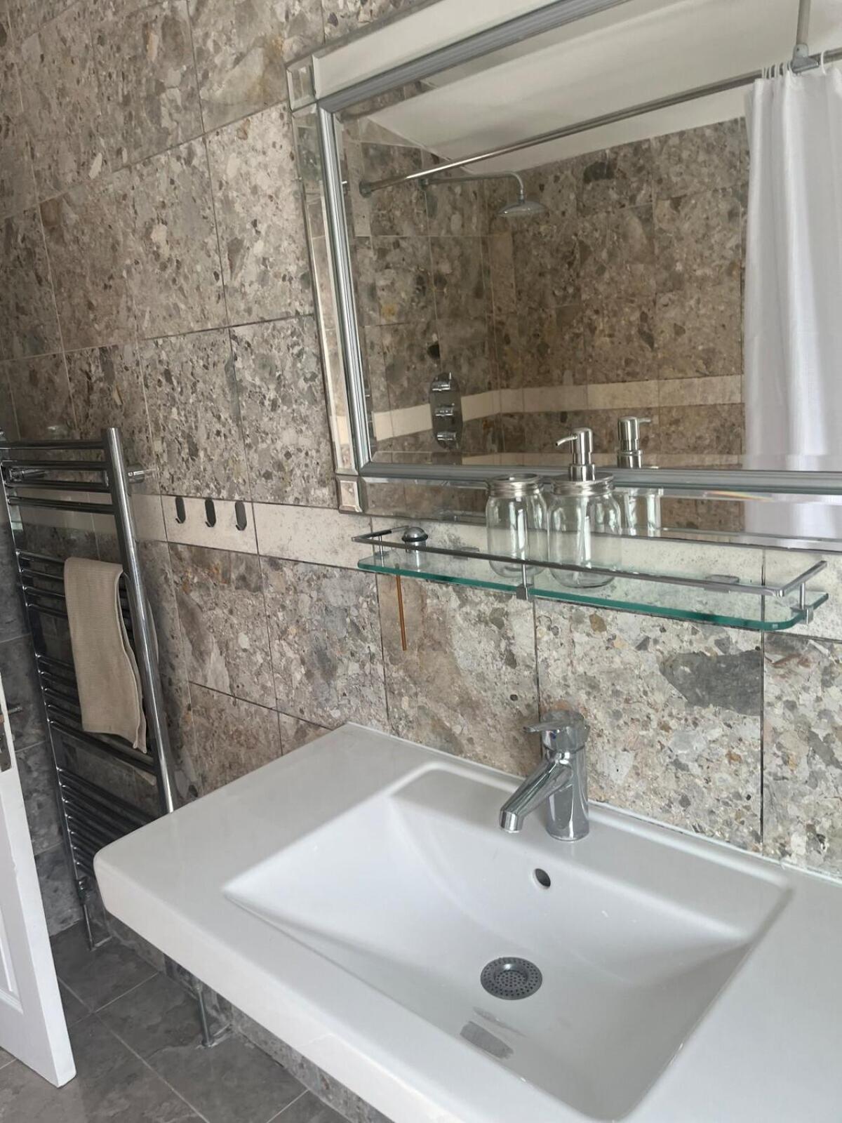 City Reach Retreat Spacious 4Bed House Startford Maryland Great Transport Links Лондон Екстер'єр фото