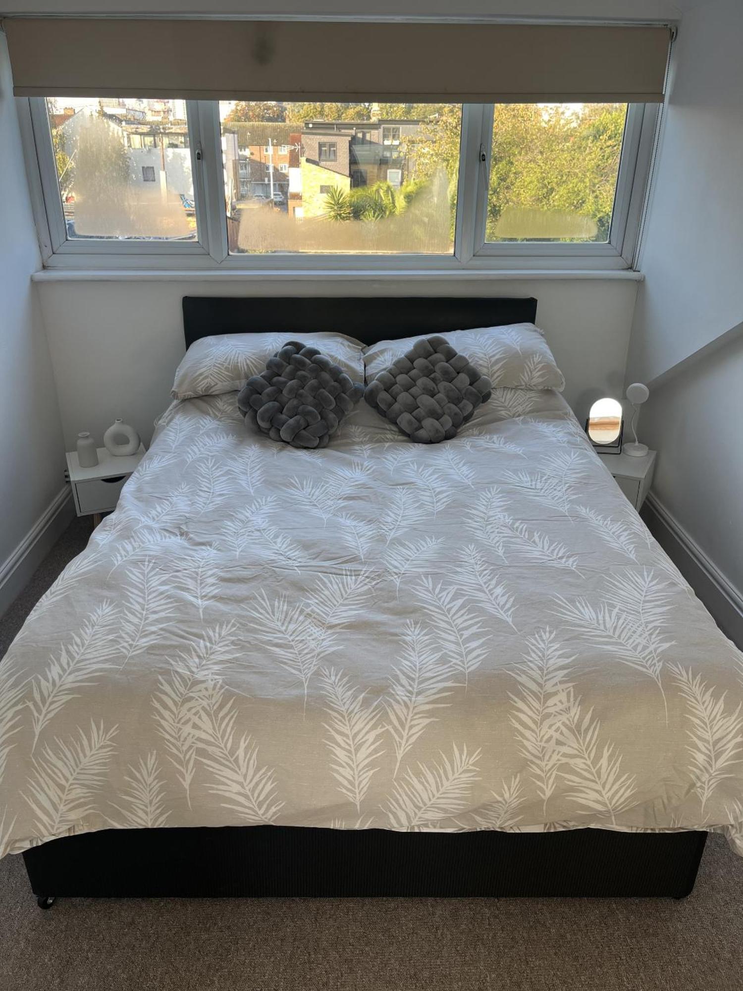 City Reach Retreat Spacious 4Bed House Startford Maryland Great Transport Links Лондон Номер фото